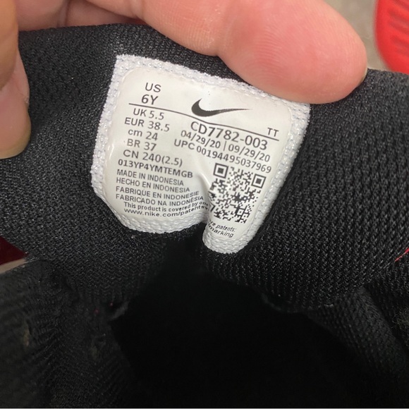 Nike Court Borough Mid Kids Size 6 Red & Black - Picture 10 of 11